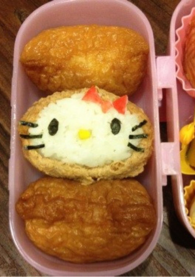 キャラ弁 キティ お稲荷さん-レシピのメイン写真