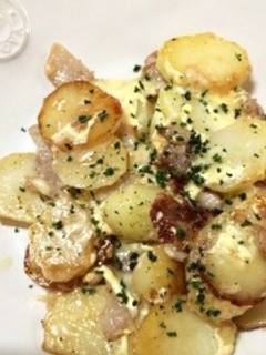 パン食に♡ポテトと豚バラのチーズ焼き-レシピのメイン写真