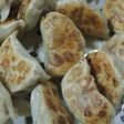 薄力粉で簡単☆美味しい手作り餃子の皮