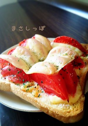 ＊トマト汁たっぷりトースト＊-レシピのメイン写真
