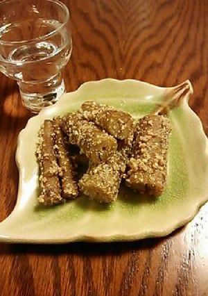 たたきごぼう 白ゴマ風味 三杯酢漬けです-レシピのメイン写真
