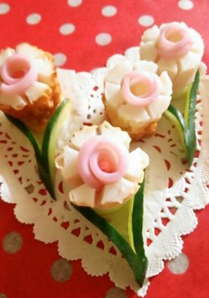 竹輪と かまぼこ 可愛いお花 飾り切り-レシピのメイン写真
