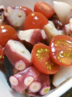 タコとトマトのマリネ-レシピのメイン写真