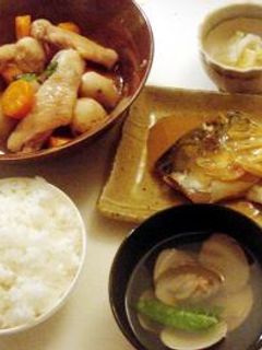 ●手羽中と里芋の煮物-レシピのメイン写真