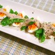 スナップエンドウと卵のトンナートソース