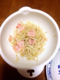 もやしとベーコンで-レシピのメイン写真