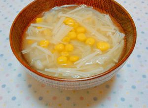 甘さがいいね❀えのき茸とコーンのお味噌汁-レシピのメイン写真