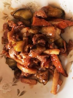 茄子と豚肉とかまぼこの味噌炒め-レシピのメイン写真