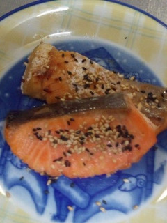 簡単!鮭の2色ごま味噌焼き♪-レシピのメイン写真