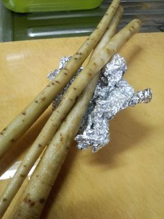 初歩的だけどごぼうの皮むき-レシピのメイン写真