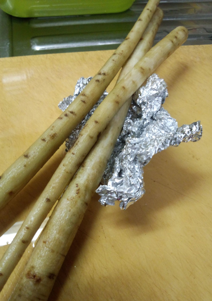 初歩的だけどごぼうの皮むき-レシピのメイン写真