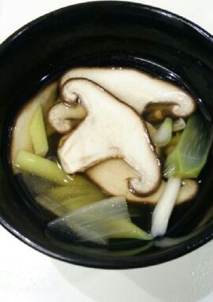 ウドのお吸い物-レシピのメイン写真