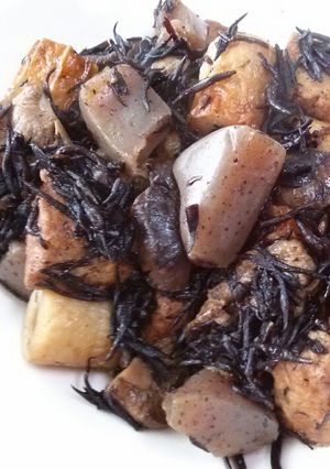 ゴロゴロこんにゃく☆ひじきの煮物♪-レシピのメイン写真