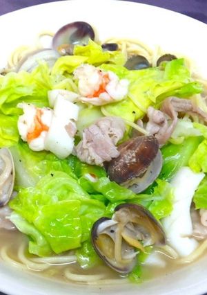 春キャベツとあさり貝のスープスパゲッテイ-レシピのメイン写真