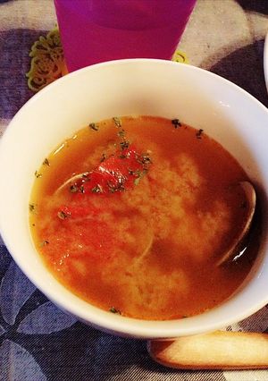 蛤(浅利)とトマトのお味噌汁♡-レシピのメイン写真