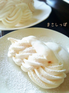 卵白救済♪大きな焼きメレンゲ-レシピのメイン写真