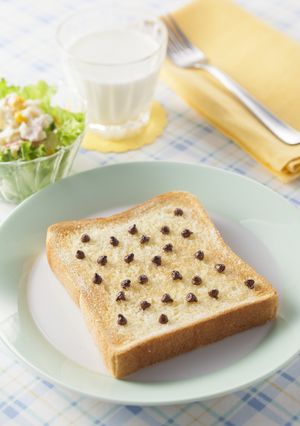 チョコチップ＆メロンパン味トースト-レシピのメイン写真