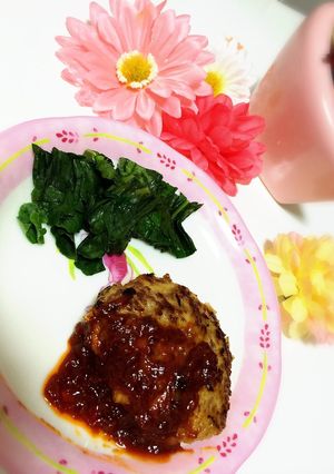 じゅわぁ〜と肉汁溢れる簡単ハンバーグ-レシピのメイン写真