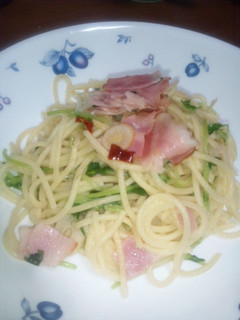 大人の豆苗ぺぺ★スパゲッティ♪-レシピのメイン写真