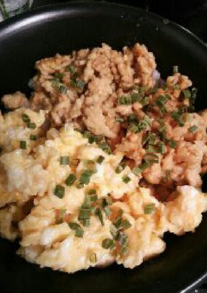 簡単 鶏 玉子 そぼろ丼♪-レシピのメイン写真
