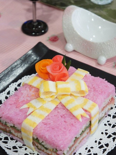 母の日 デコ寿司-レシピのメイン写真