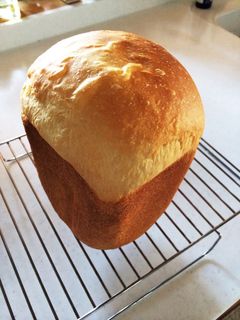 HB はちみつでしっとり♪ミルク食パン-レシピのメイン写真