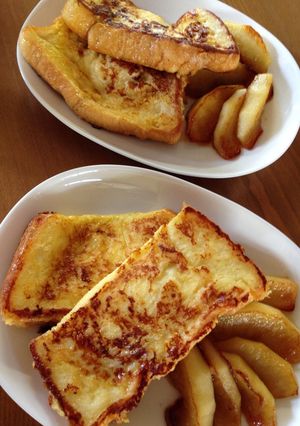 フレンチトーストキャラメルアップル添え-レシピのメイン写真