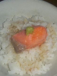 【超簡単】焼鮭のまぜごはんとお茶漬け-レシピのメイン写真