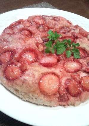 HM＊ふわふわ苺ホットケーキ♪-レシピのメイン写真