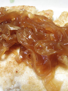 新玉葱のオニオンソースで豆腐のステーキ-レシピのメイン写真