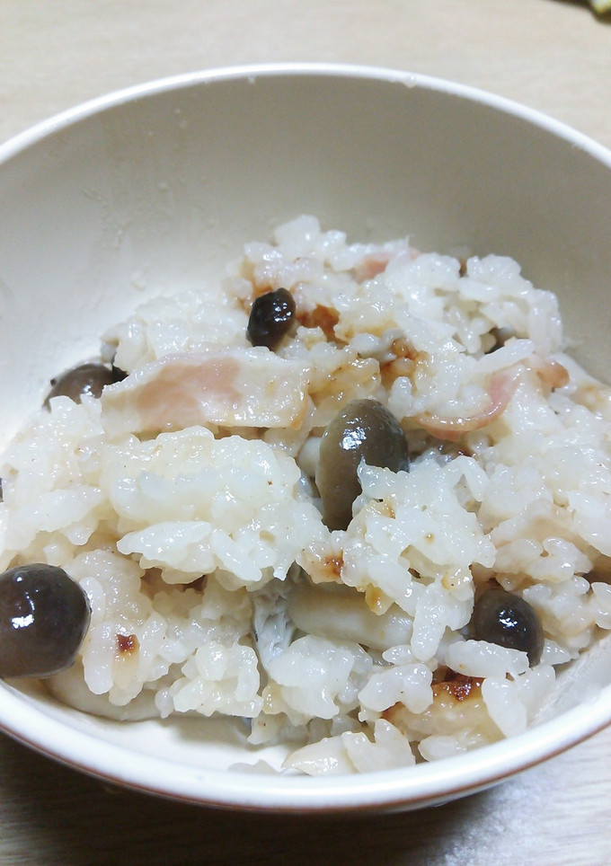 新玉葱としめじの炊き込みご飯-レシピのメイン写真