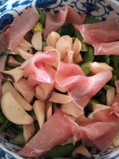 生ハムと野菜のサラダ-レシピのメイン写真