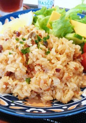 炊飯器で☆ドライトマトのピラフ♪-レシピのメイン写真