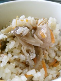 【鶏・舞茸の炊き込みごはん】-レシピのメイン写真