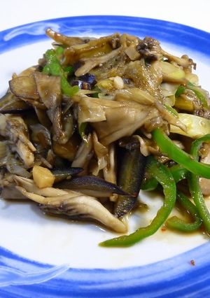 サッパリ！舞茸と茄子の七味醤油炒め-レシピのメイン写真