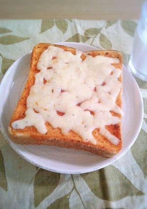 朝食に！材料3つで簡単！ピザトースト！-レシピのメイン写真