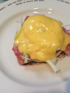 優雅なブランチ エッグベネディクト -レシピのメイン写真