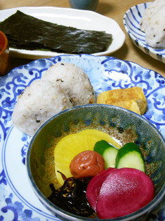 雑穀米入りおにぎり-レシピのメイン写真