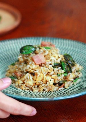 お手軽！こごみとふわふわ卵の炒飯♪-レシピのメイン写真