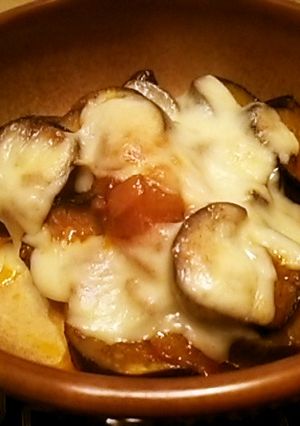 味噌が隠し味♡茄子のトマトチーズ焼き-レシピのメイン写真