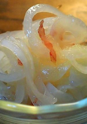 酢玉ねぎ+すりおろしリンゴ=食べやすい!-レシピのメイン写真