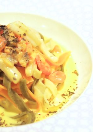 シーフードのホワイトソースの生パスタ-レシピのメイン写真