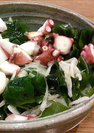 あっさり 新玉ねぎタコワカメサラダ-レシピのメイン写真