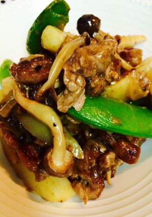 牛薄切り肉のゴロゴロボリューム炒め-レシピのメイン写真