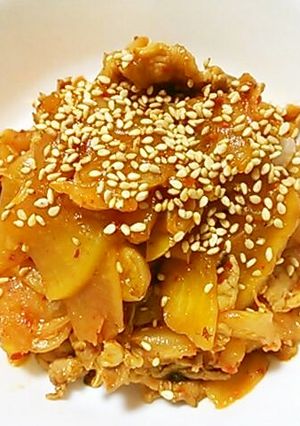 キムチと沢庵と豚肉の炒め物-レシピのメイン写真