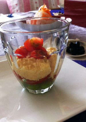 卵とトマトとお豆の3色重ね-レシピのメイン写真
