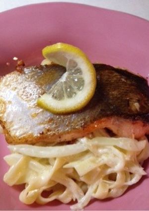サーモンとレモンクリームパスタ-レシピのメイン写真