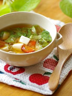 ミニトマトと豆腐とレタスの三色味噌汁-レシピのメイン写真