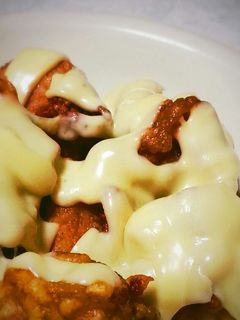 唐揚げリメイク♪とろけるチーズでチン♪-レシピのメイン写真