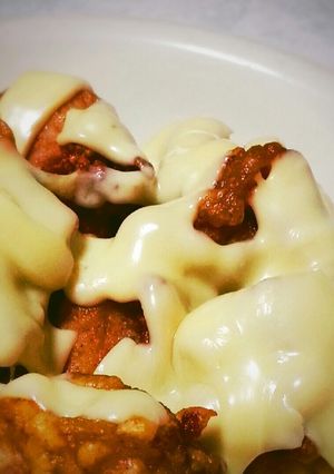 唐揚げリメイク♪とろけるチーズでチン♪-レシピのメイン写真